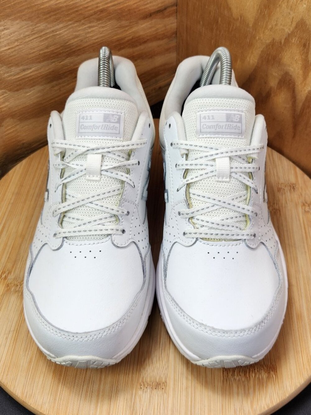 New Balance 411 V1 Womens White Walking Shoes Sneakers Size 9 Wide - Picture 3 of 10